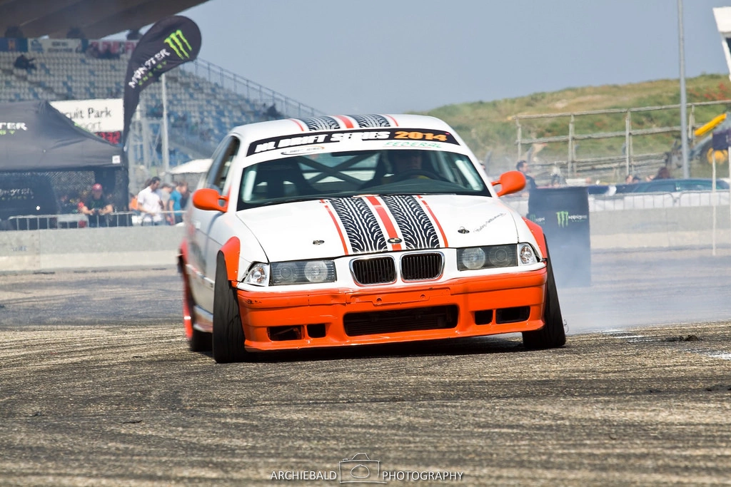 14271565745_d70e6d3cc5_b.webp