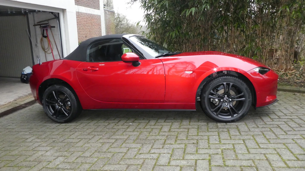 170205%20Mazda%20MX5%2029%20Gewassen%20met%20flits_zpsetzv5frr.webp