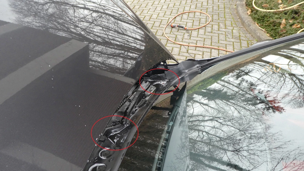 170219%20BMW%20420D%2022%20wateropslag%20aangeduid_zpsf4m6jenh.webp