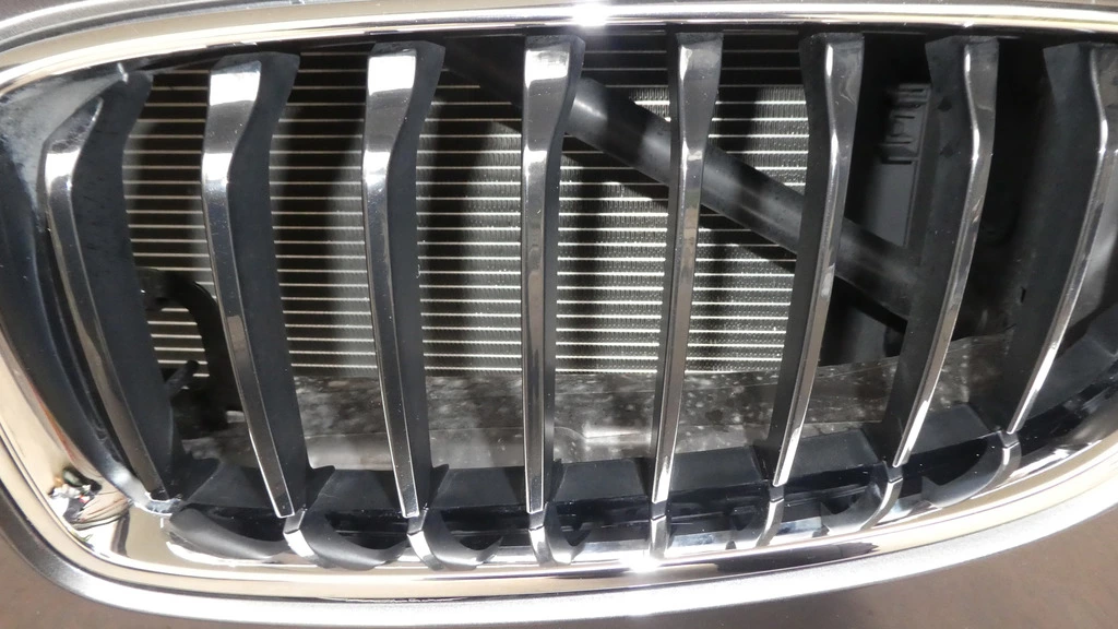 170226%20BMW%20420D%2009%20vuil%20detail_zpsxj8opqbx.webp