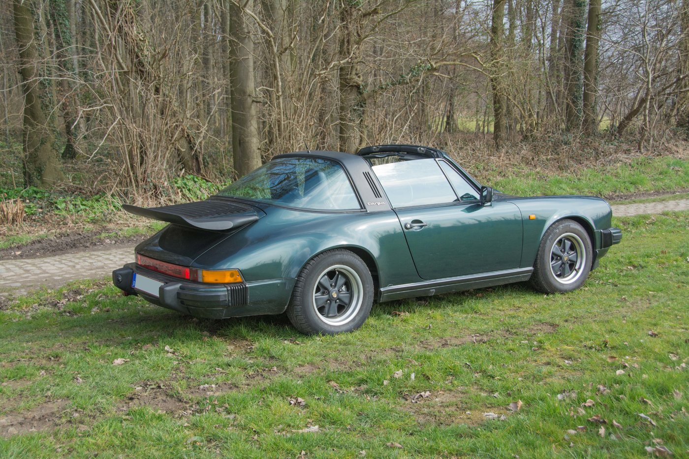 18 03 Porsche 04.jpg