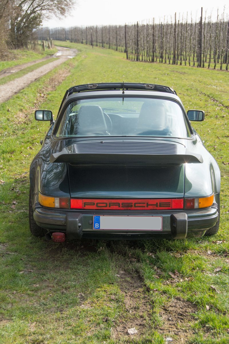 18 03 Porsche 09 achterkant.jpg