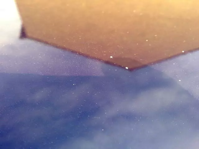 19042010126.webp