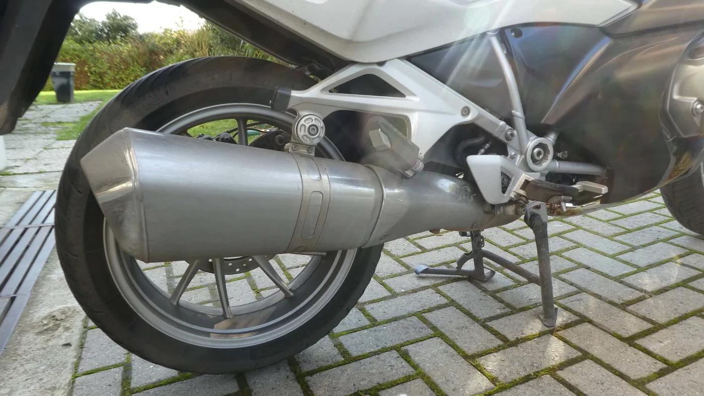 191110 BMW R1250RT 15 Einddemper.webp
