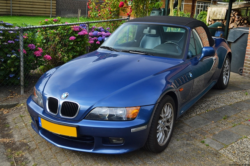 2000_BMW_Z3_1.webp