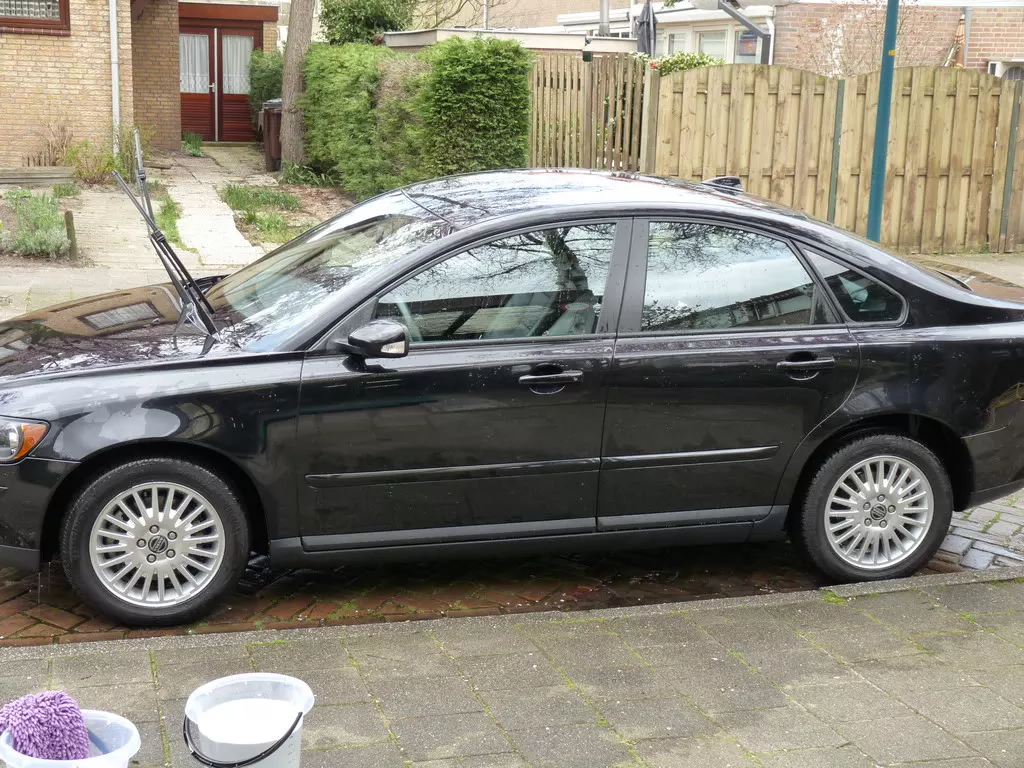 2010-04-16VolvoS40014.webp