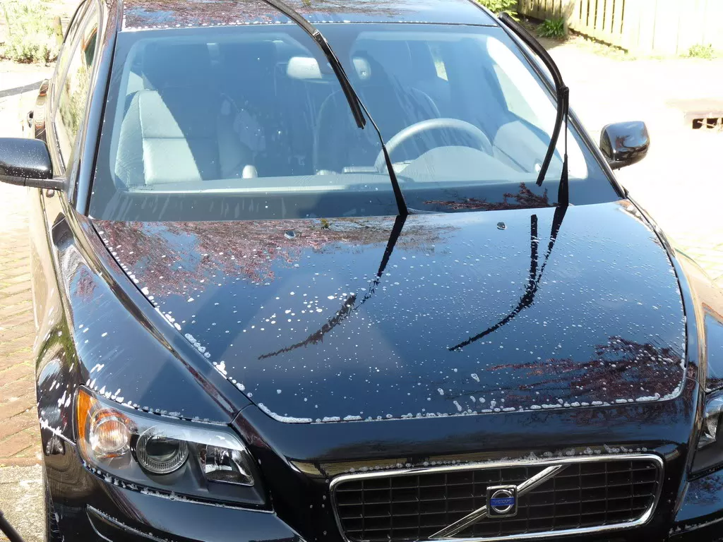 2010-04-16VolvoS40057.webp