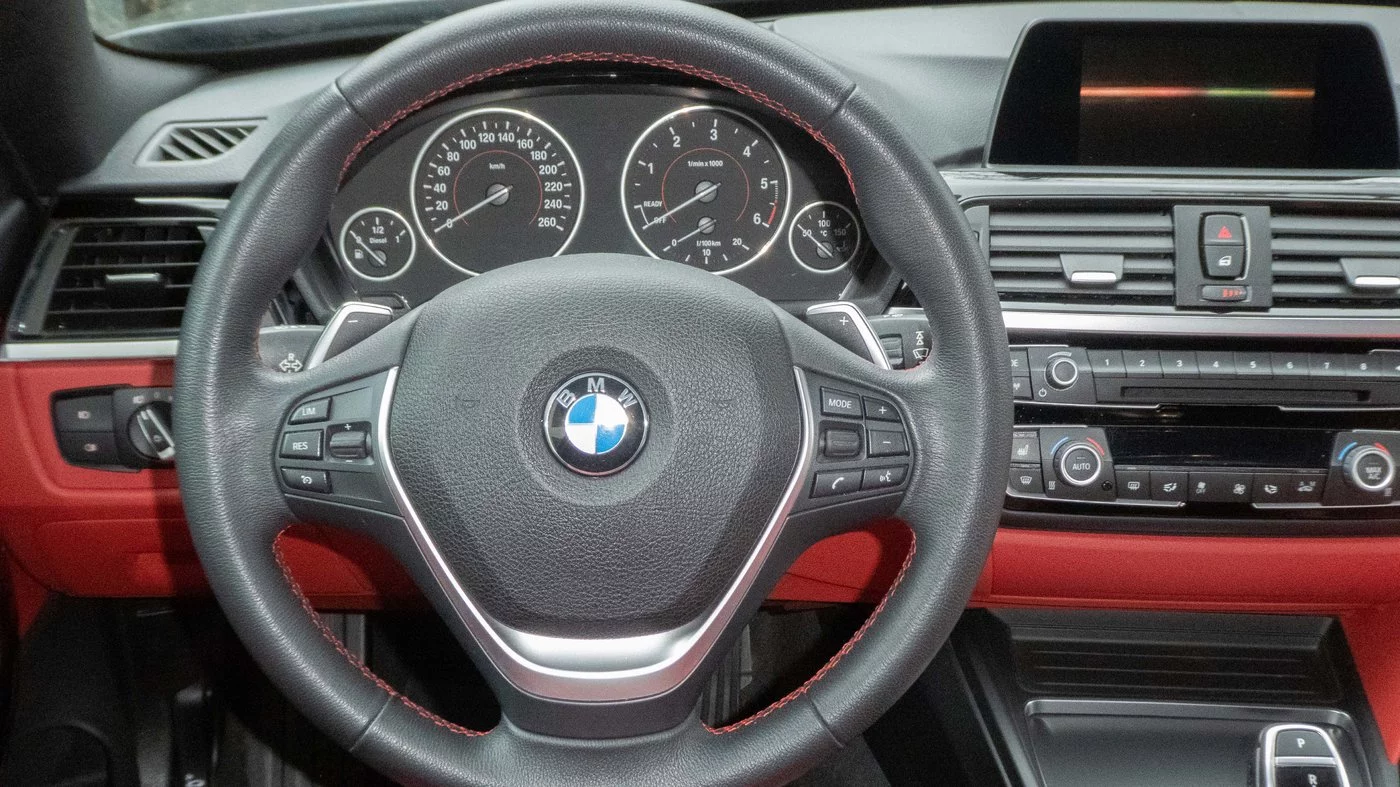 201230 BMW 420D 32 Dashboard.webp