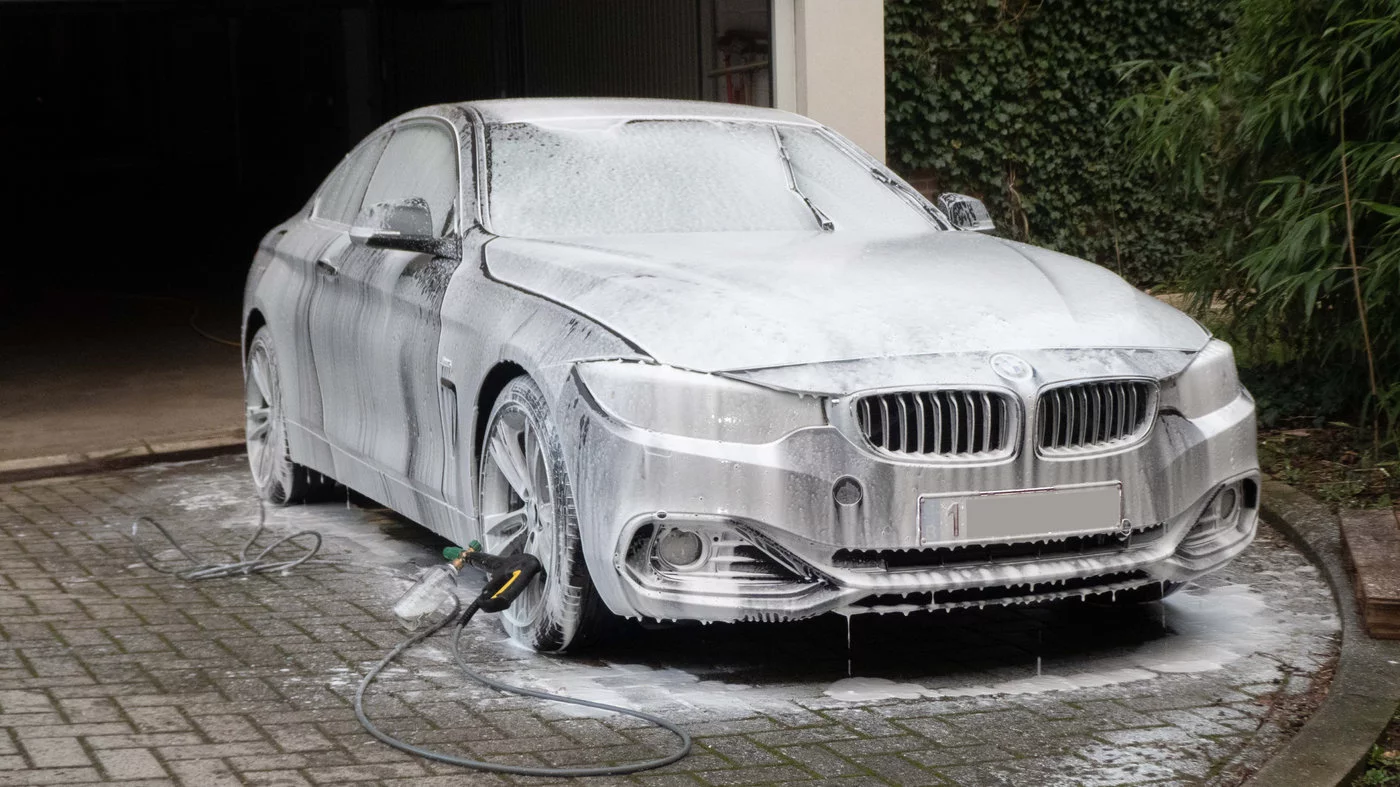 201230 BMW 420D 37 Foam.webp