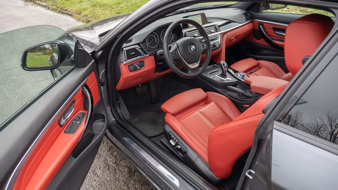 201231 BMW 420D 10 Interieur.webp