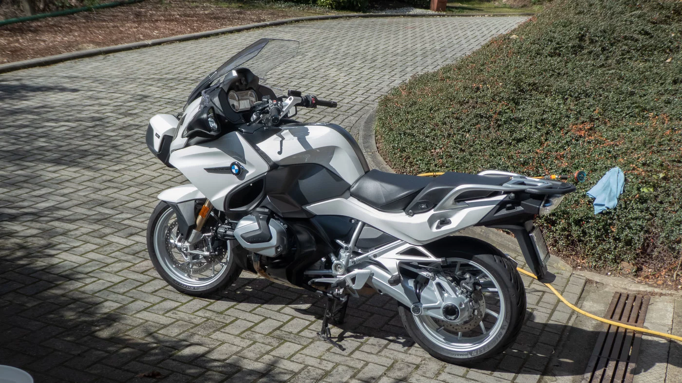 210319 BMW R1250RT 06 gewassen.webp