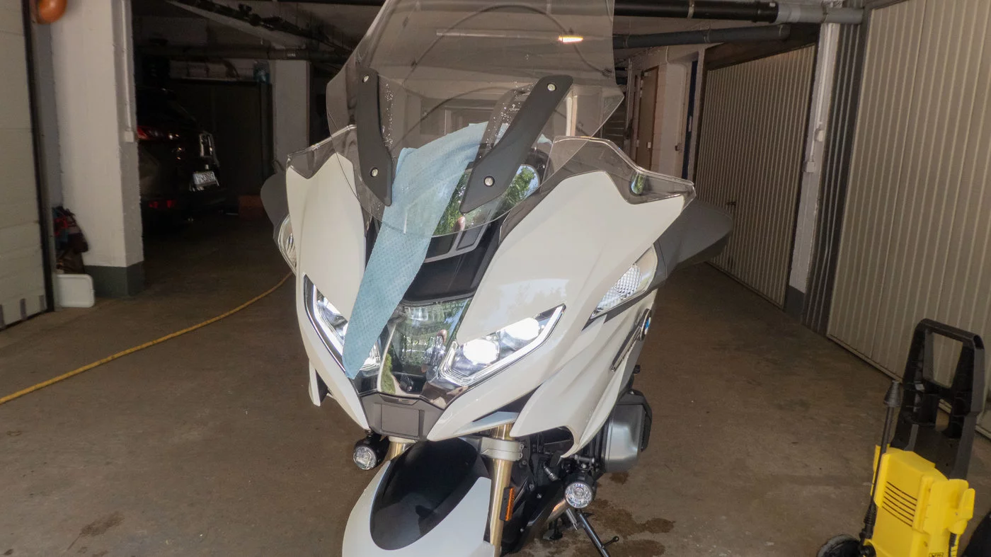 210719 BMW R1250RT II 33 Drogen voorzijde.webp