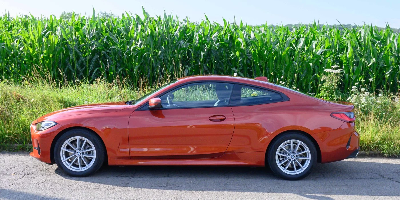 210725 BMW 4 05 show off linkerzijde.webp