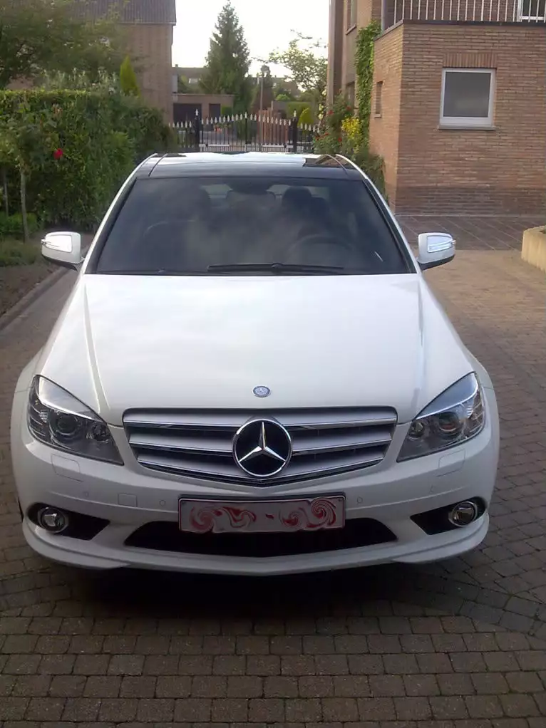 6600023.webp