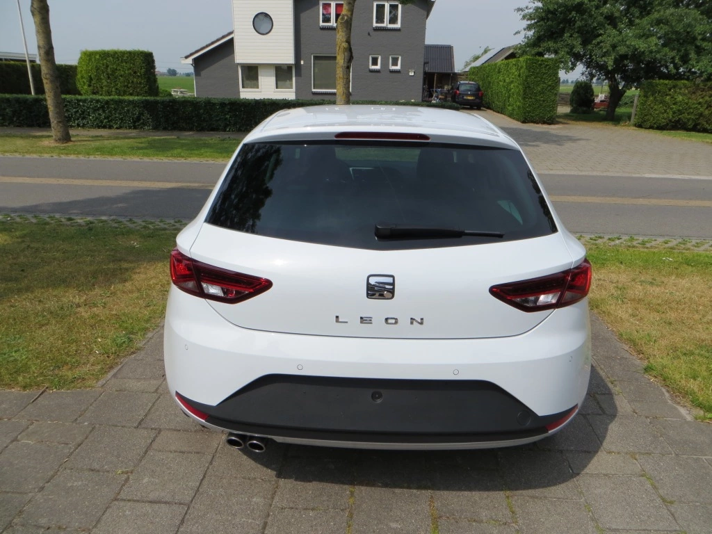 achter_zpsklbk1yaj.webp