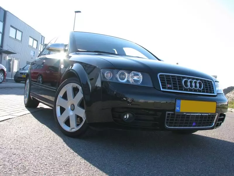audis412.webp