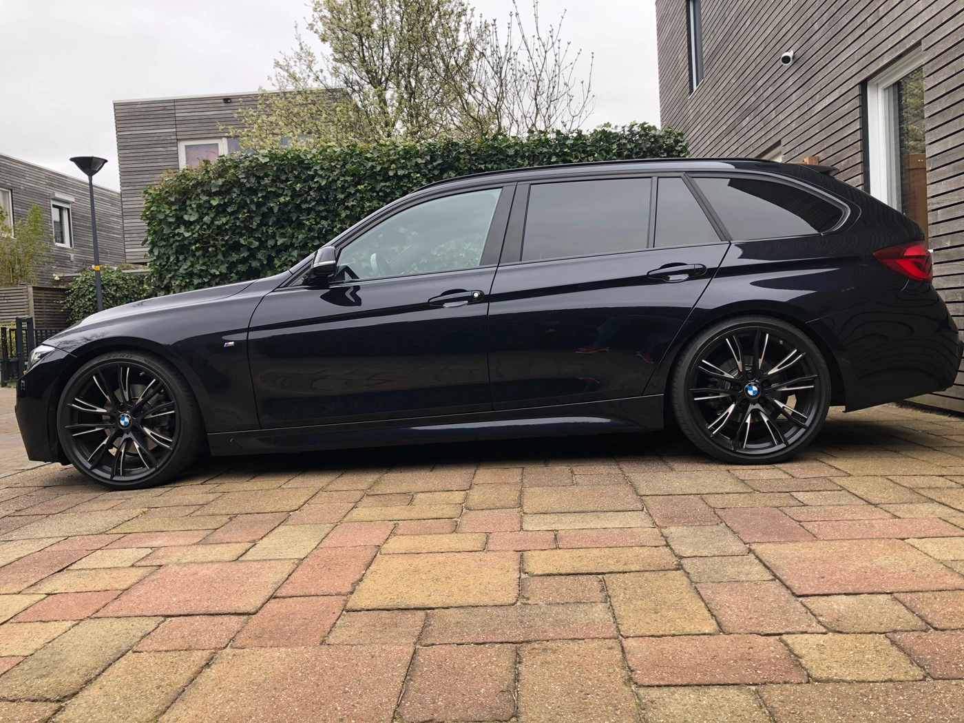 BMW-F31-330-Touring.jpg