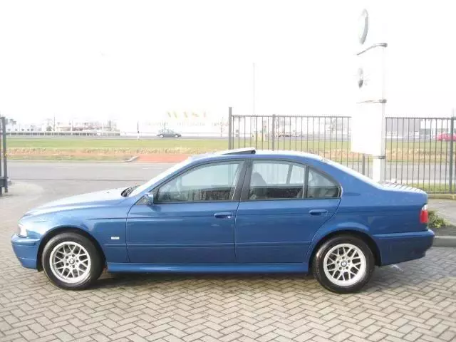 bmw3.webp