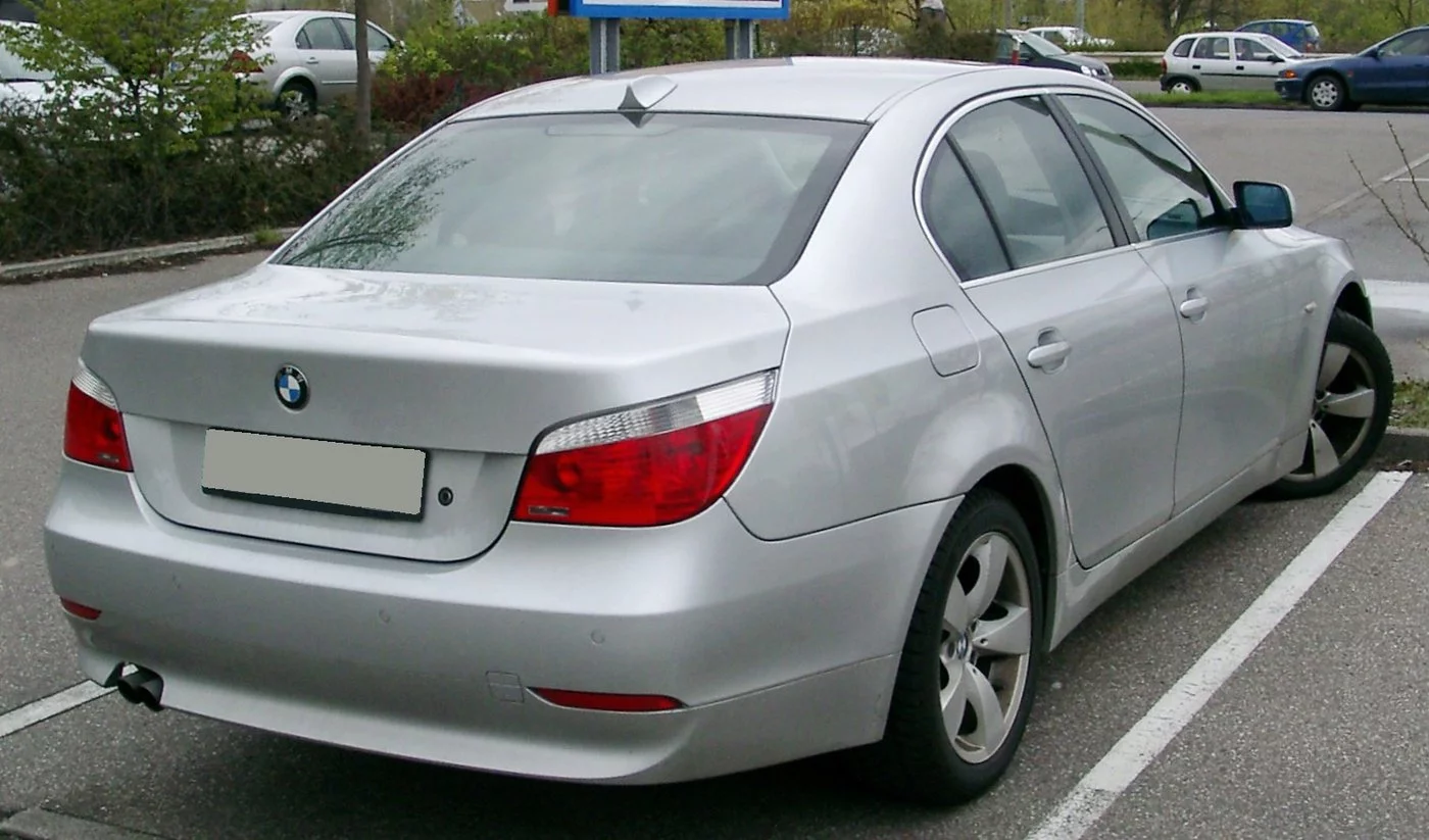 BMW_E60_rear_20080417.webp