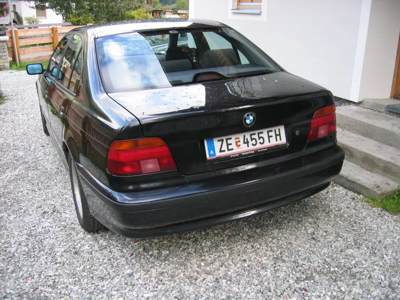 BMWE39002.webp