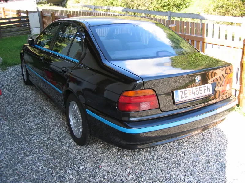 BMWE39020.webp