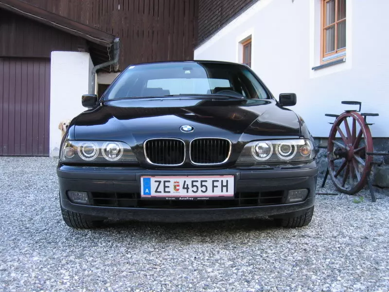 BMWE39043.webp