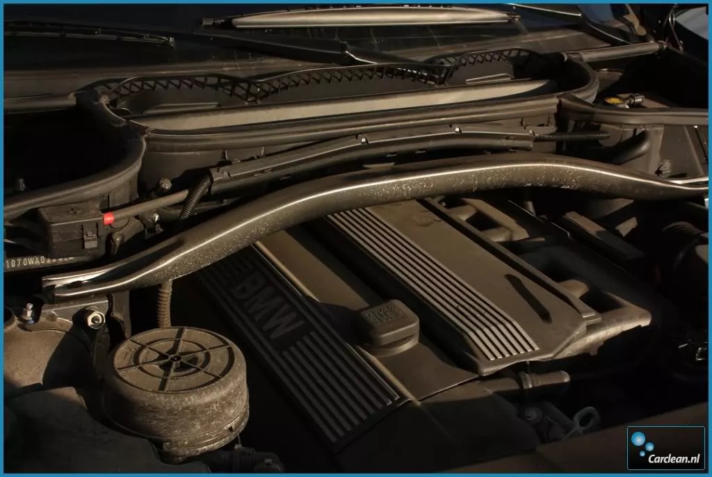 bmwx304C.webp