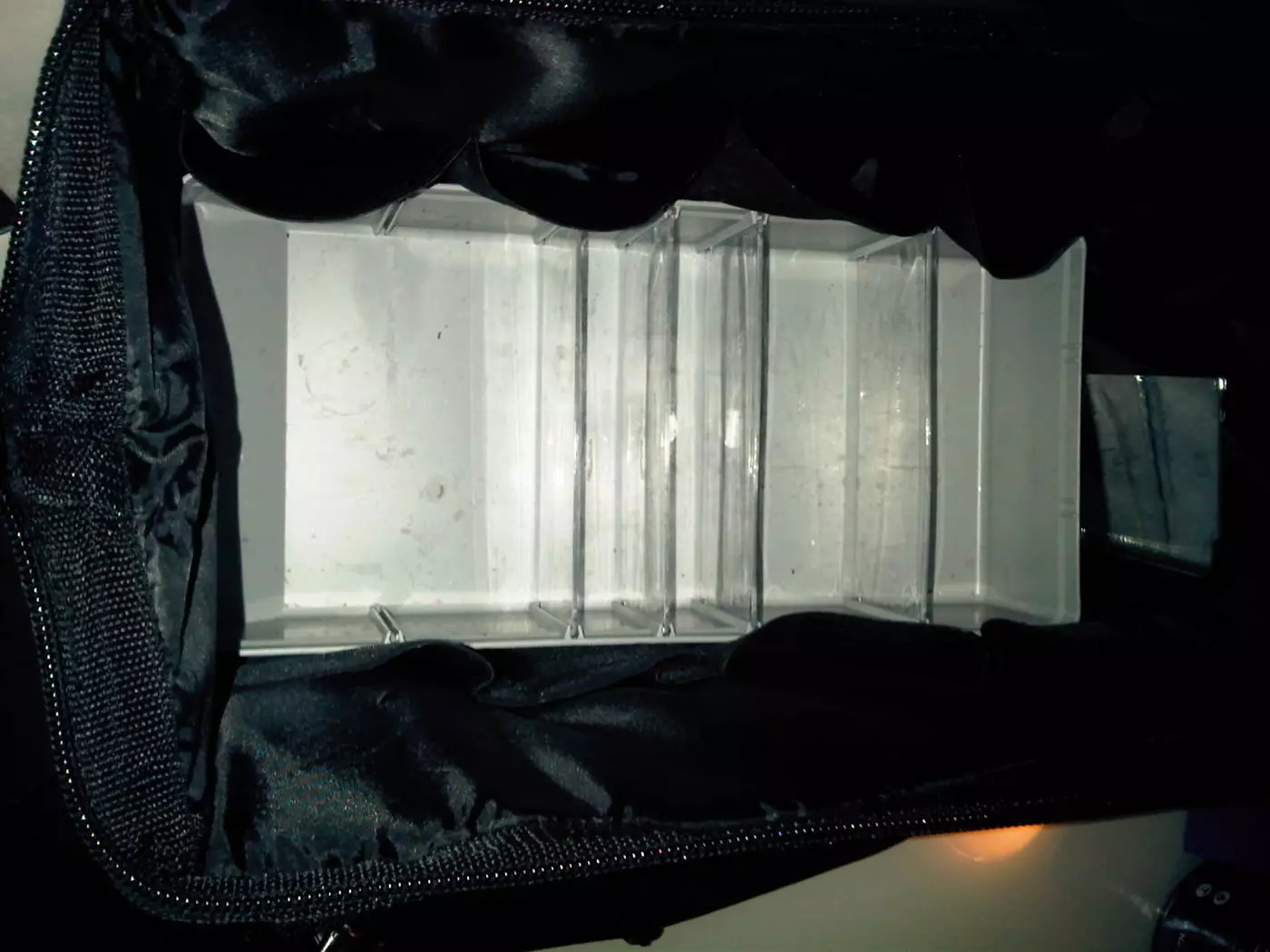 detailbaginside.webp