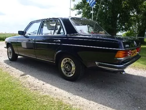 HerschaaldekopievanMercedes28004-9.webp