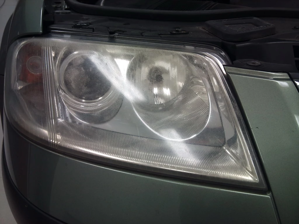 Koplamp%20voor.webp