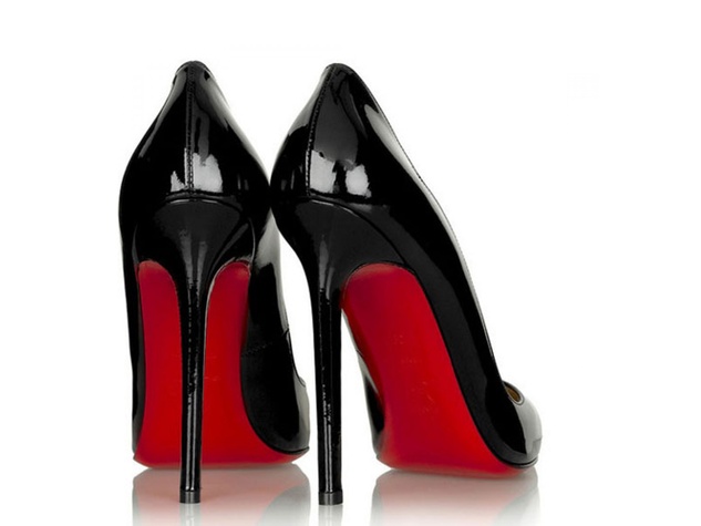 Louboutin-black-patent-shoes_140923.jpg
