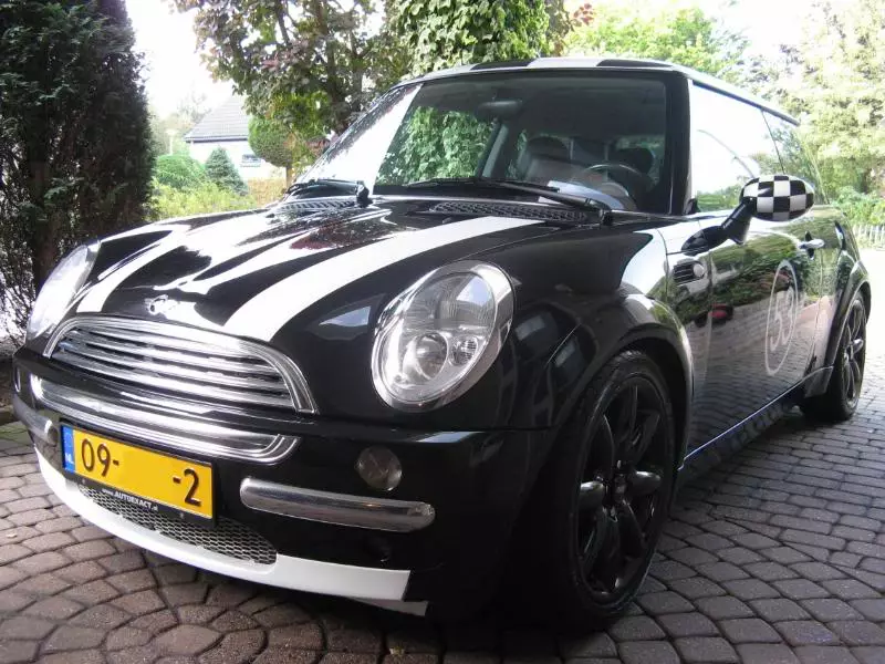 MiniCooper082.webp