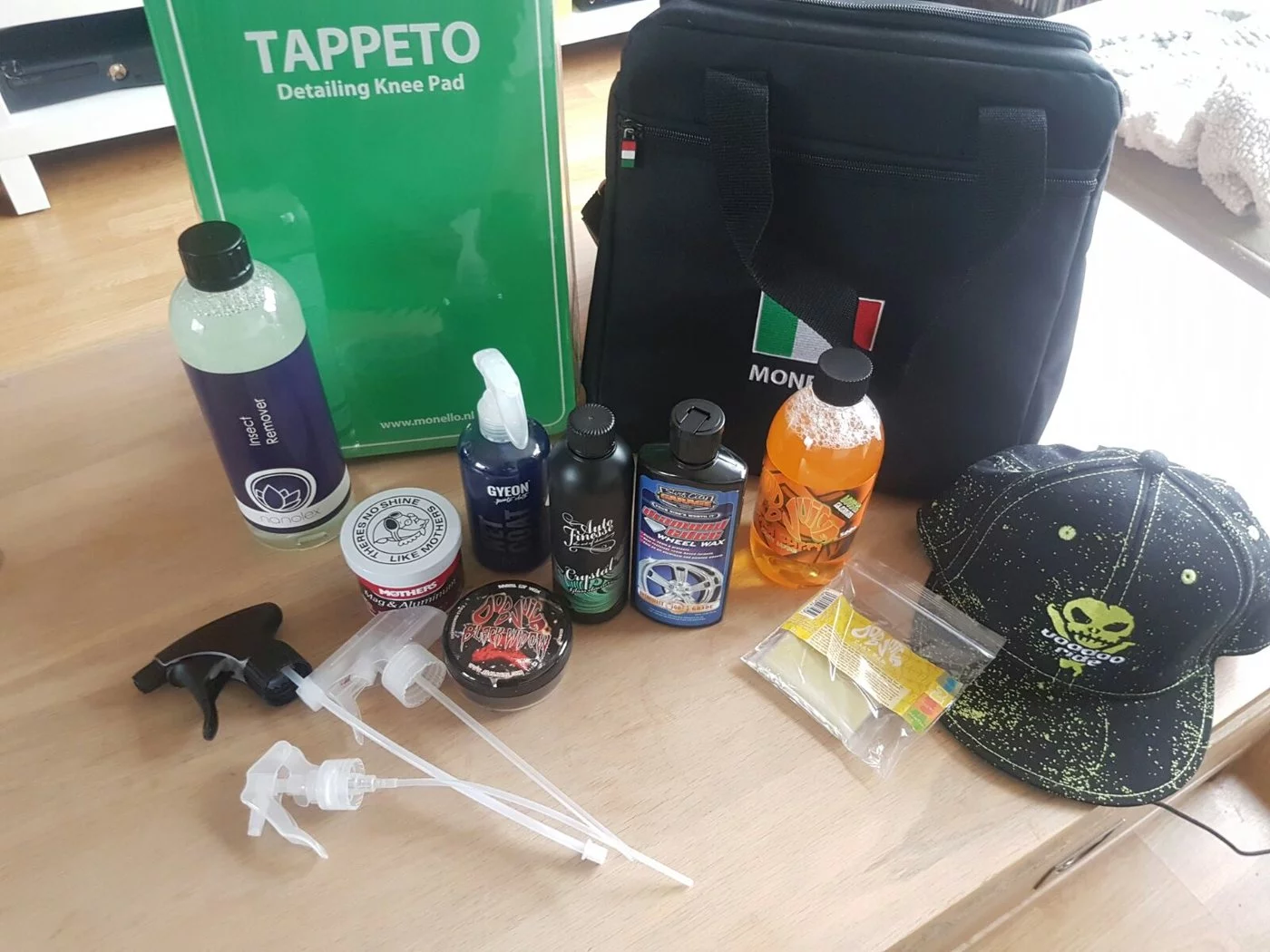 mysterybox december 2017.webp