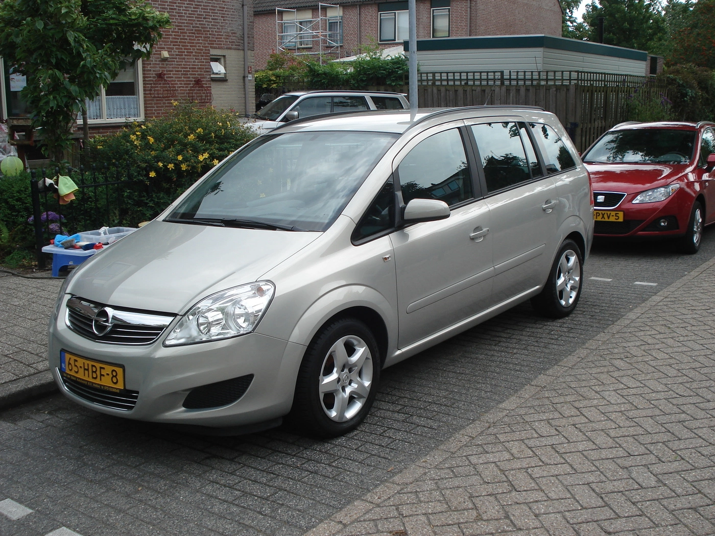 opelzafira006.webp