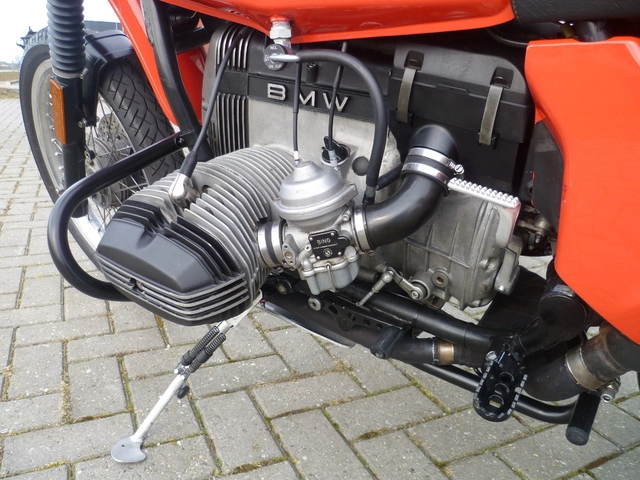 r80gs_tom_004.webp