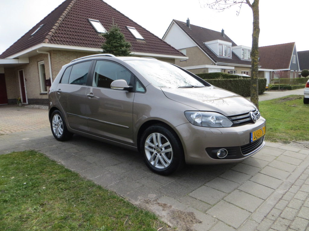rechtsvoor_zpsze4rg6qp.webp