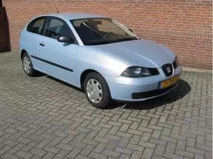 seat-ibiza-blauw-2003-60659_b_7c22fd26eb75332d.webp