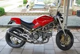 th_DucatiM900-21.webp