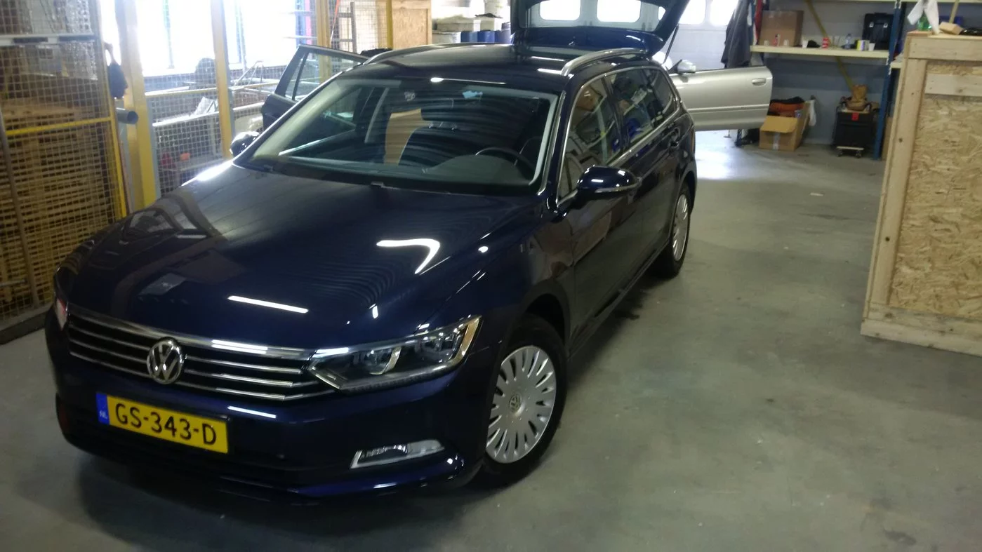 Volkswagen Passat 2016-03-12-3.webp