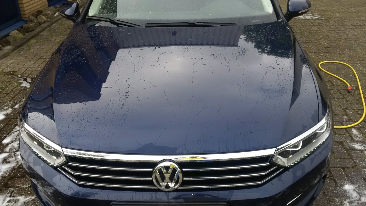 Volkswagen Passat 2016-08-10-02.jpg